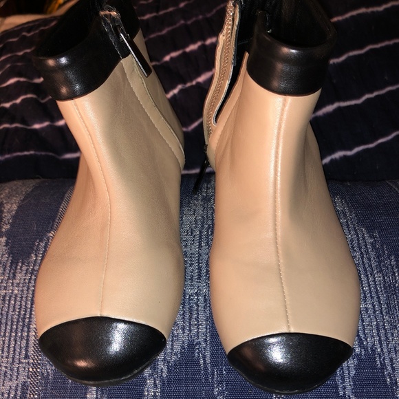 Bloch Other - Bloch NEW khaki black spectator leather boots 10.5